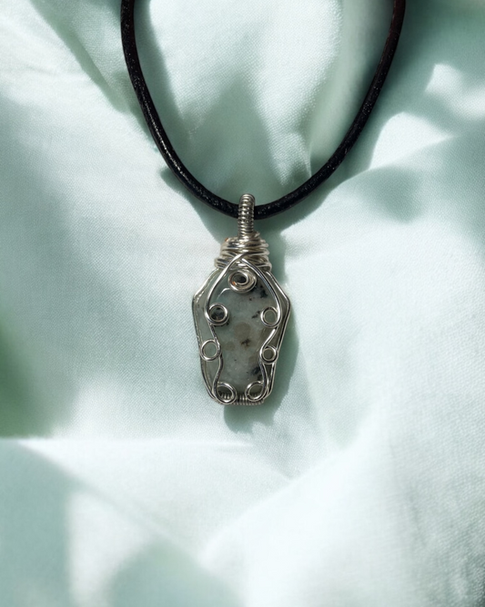 Small Kiwi Jasper Coffin Pendant | R.C. Designs