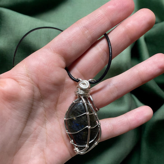 Labradorite Leaf Pendant | R.C. Designs
